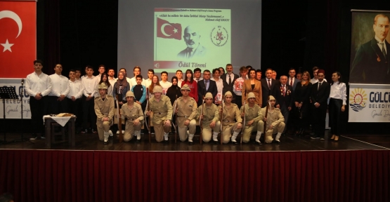 Mehmet Akif Ersoy, İstiklal Marşı'nın Kabulünün 102. Yılında Gölcük'te Anıldı