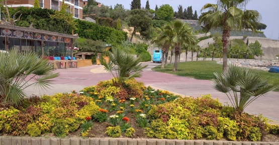 Darıca'da Park Ve Bahçeler Yenileniyor