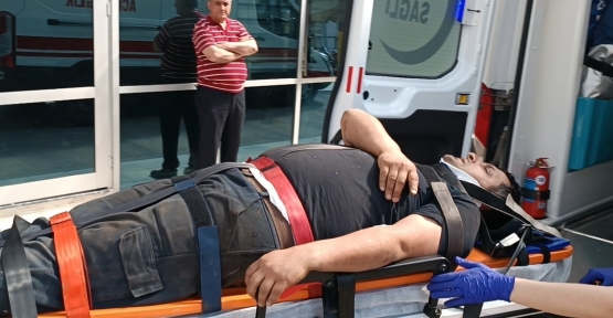 Kocaeli'de 2.5 Metre Yükseklikten Düşen İşçi Yaralandı