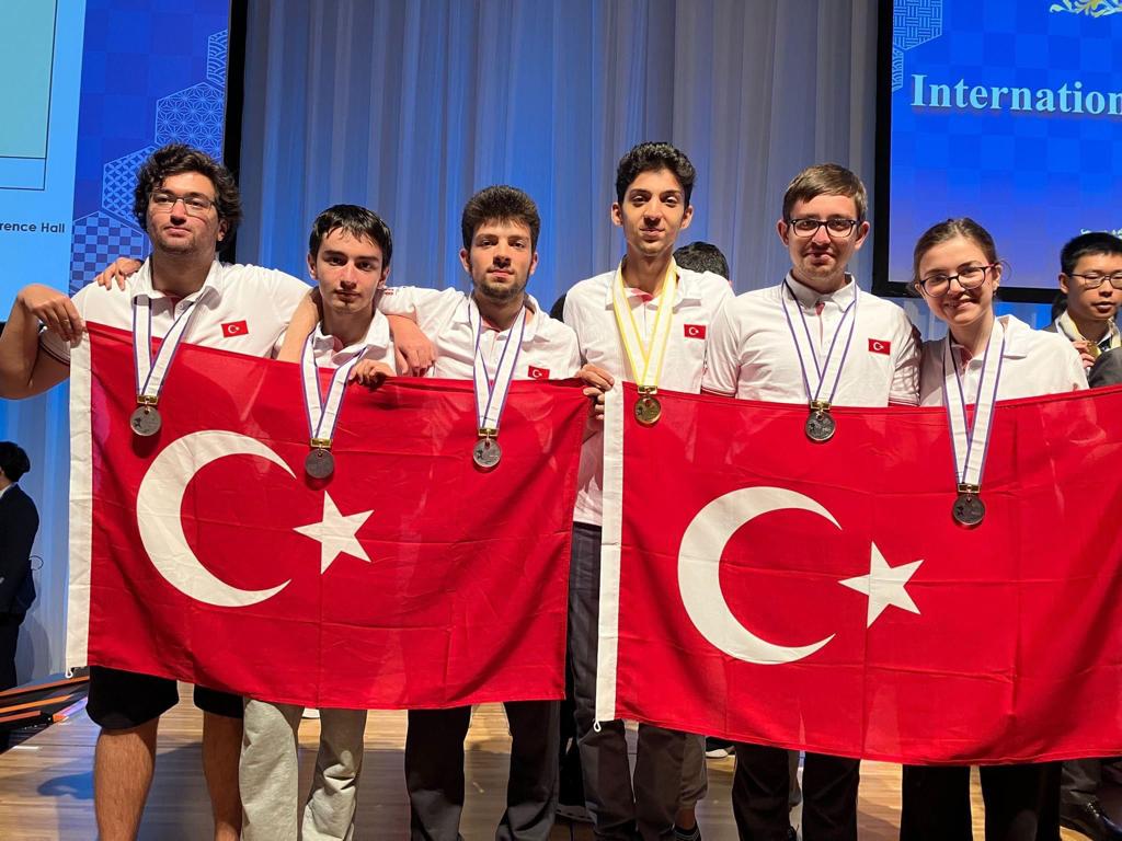64. Uluslararası Matematik Olimpiyatında Büyük Başarı