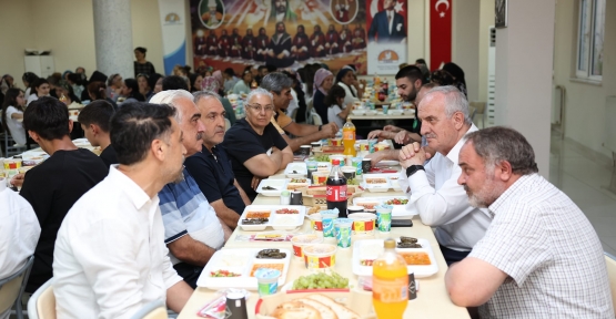 Başkan Aygün, Canlarla İftar Açtı