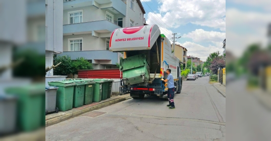 Çöp Konteynırları Yıkanıp Dezenfekte Ediliyor