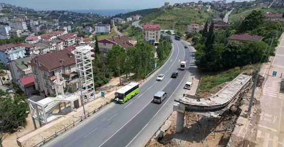 Gebze’de Feribot Yolu ve Cengiz Topel Caddesi’ne  2 Yeni Üst Geçit Yapılıyor