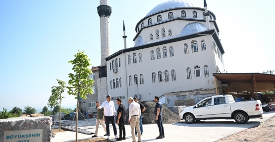 Kartepe Balaban Mahallesi’ne Modern Meydan