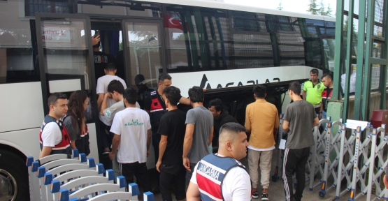 Kocaeli'de 6 Düzensiz Göçmen Yakalandı