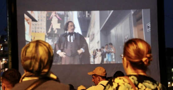 Körfez’de Açık Hava Sinema Keyfi Sürüyor