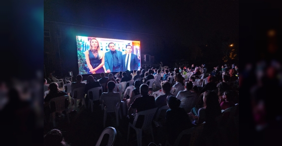 Açık Havada Sinema Keyfi Gölcük’te Bir Başka Güzel