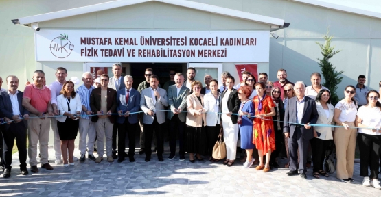 Büyükakın: "Yürek Yüreğe Hatay’ı Ayağa Kaldıracağız"