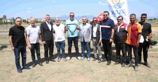 Rahvan At Yarışı Gölcük Koşusu Nefesleri Kesti