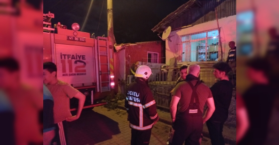 Yangın İhbarı Mahalleliyi Sokağa Döktü