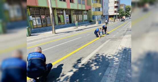Zabıta Ekipleri Pazar Yeri Çizgilerini Yeniliyor