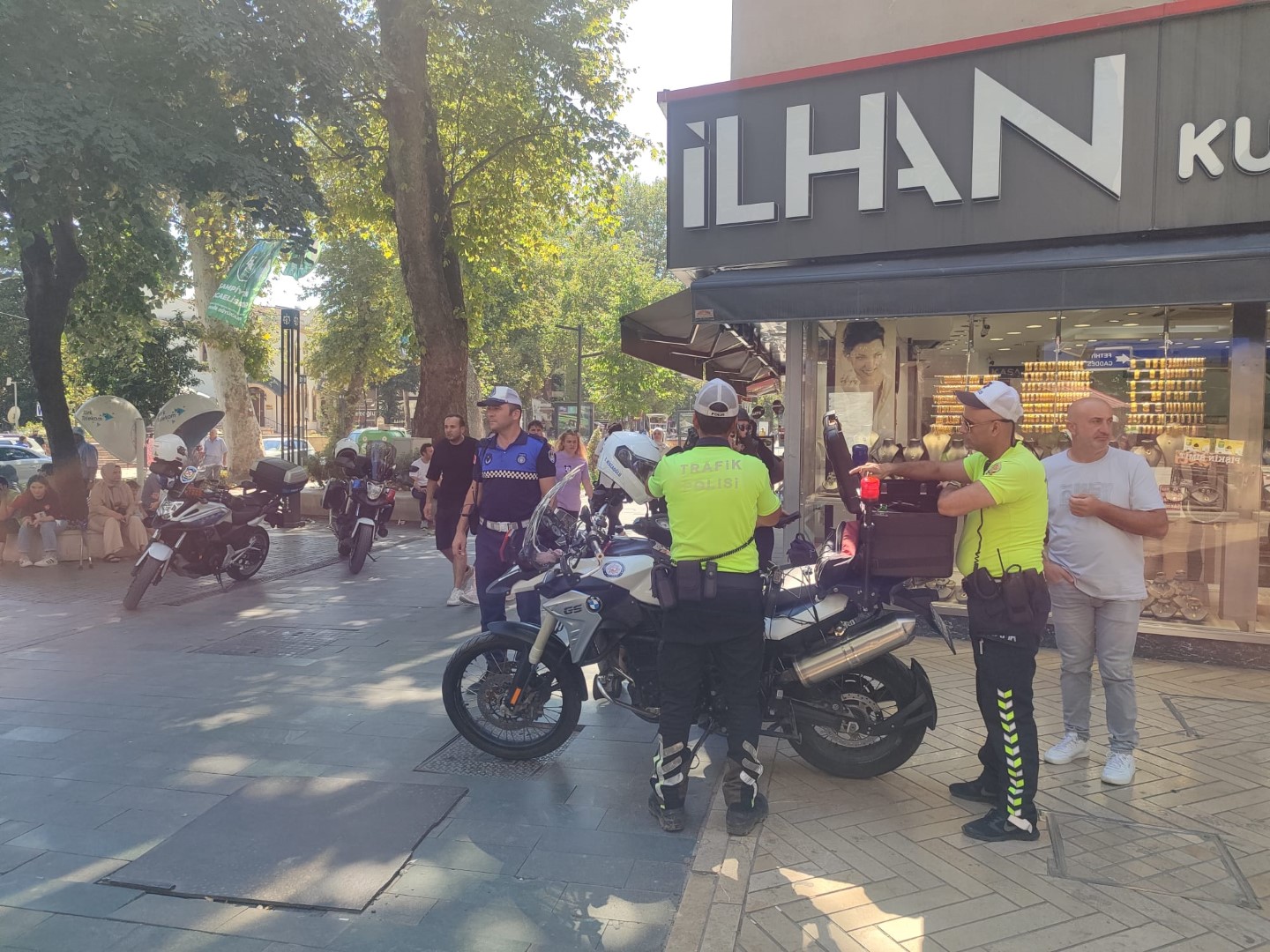    Zabıta ve Emniyetten Motosiklet Denetimi