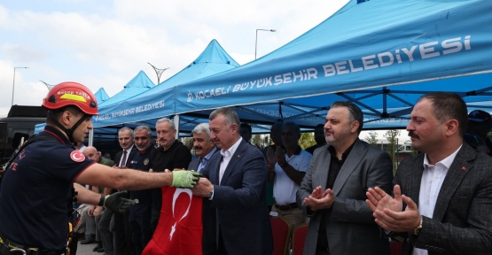 Başkan Büyükakın: "İtfaiyemizin Kahramanlarıyla Gurur Duyuyorum"