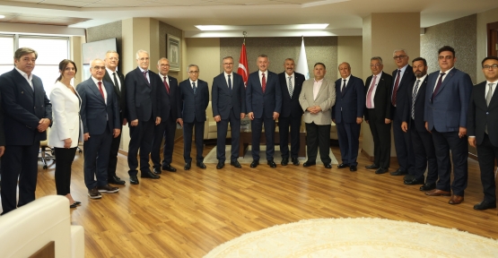    Başkan Büyükakın: "Türkiye’nin Geleceğine Işık Tutuyorsunuz"