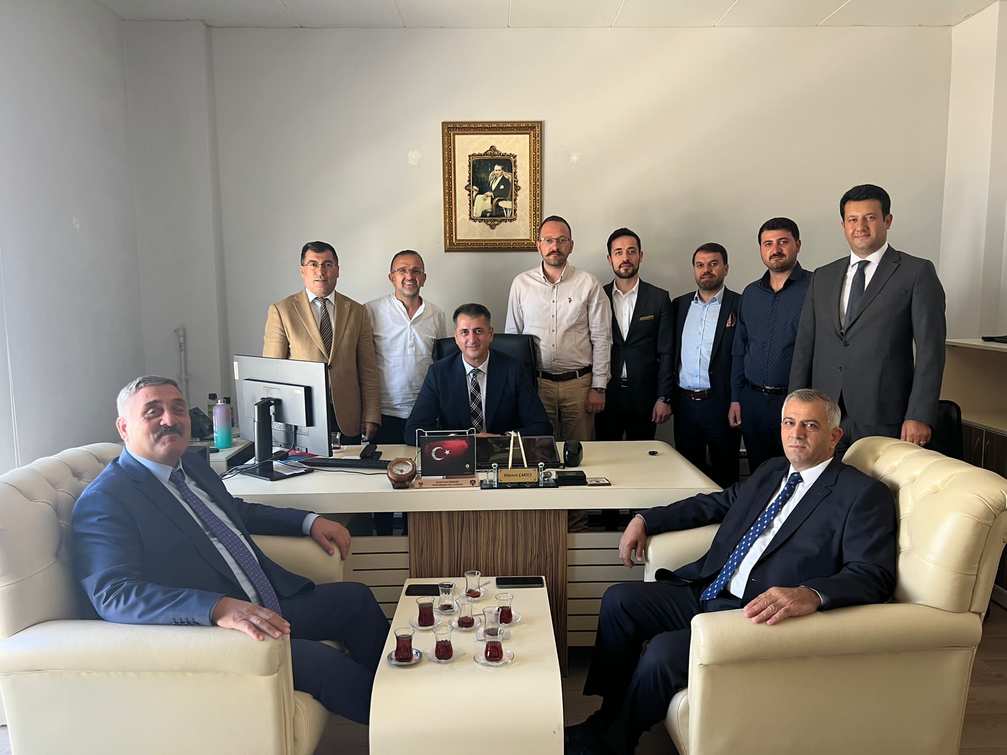 Erzurumlular Vakfı Hemşehrilerini Yalnız Bırakmıyor