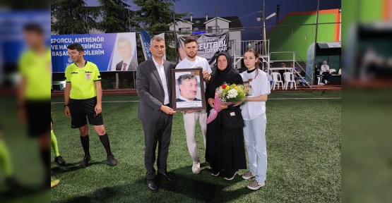 Gölcük Belediyesi Başkanlık Kupası Metin Doruklu Turnuvası Başladı