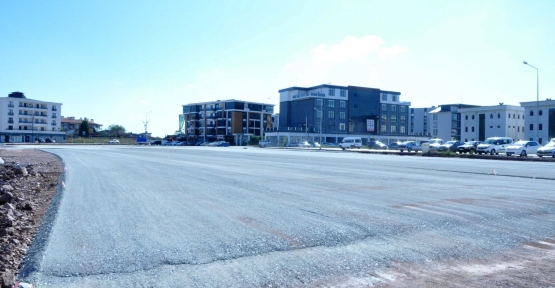 Kartepe Kent Meydanına 446 Araçlık Otopark