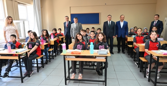 KSO’dan Öğrencilere Okul Çantası Ve Kırtasiye Malzemesi Desteği