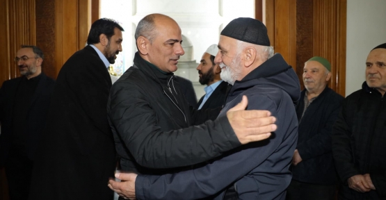 KÖRFEZ'DE ELLER FİLİSTİN İÇİN SEMAYA KALKTI