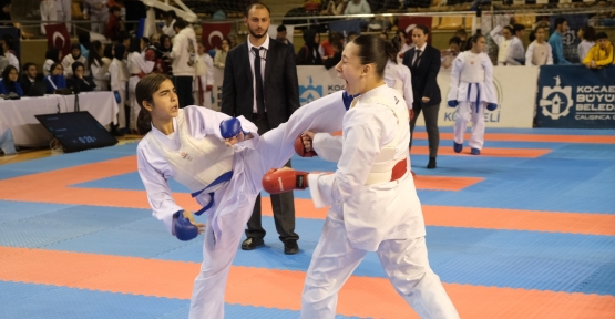 ‘Sporun Başkenti Kocaeli’de Karate Coşkusu