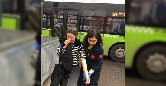 Tırın Belediye Otobüsüne Çarpması Güvenlik Kamerasına Yansıdı