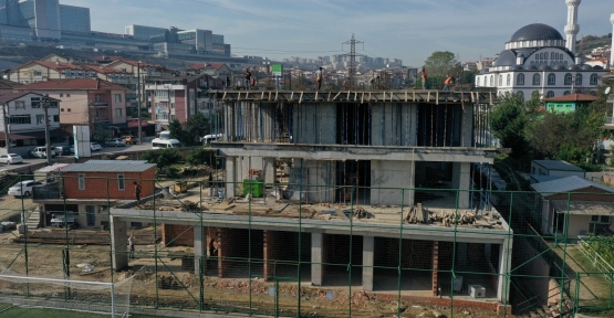 Yeşilova Gençlik Merkezi Yükseliyor