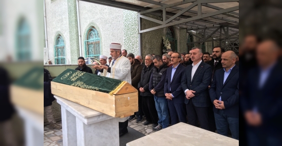 Şehitleri Anmak İçin Gittikleri Şehirde Ölen 2 Kişi Memleketleri Kocaeli'de Toprağa Verildi