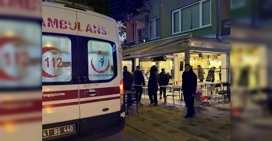 Kafede Küfür Kavgası: 2 Yaralı