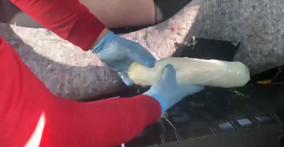 Otomobilin Yakıt Tankından 17 Kilo Metamfetamin Çıktı