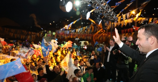 Serdar Mahallesi Dün Gece ‘Tutuş’tu