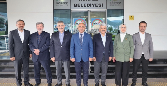 AK PARTİLİ VEKİLLERDEN  SÖĞÜT’E KUTLAMA ZİYARETİ