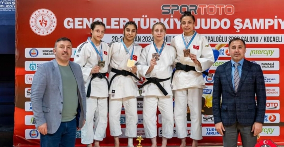 Gençler Türkiye Şampiyonasında 1 Numara Kağıtspor