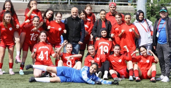 Körfezli Kızlar İstanbul Mesudiyespor’u 2-0 Yendi