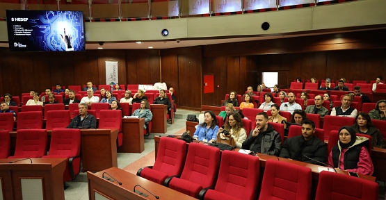 İzmit Belediyesi Dijital Akademi Eğitimlere Başladı 