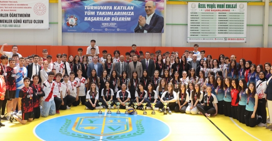 Körfez’de 19 Mayıs Voleybol Turnuvası Madalya Töreni Yapıldı