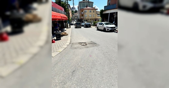 Yoldaki Çukur Mağdur Ediyor