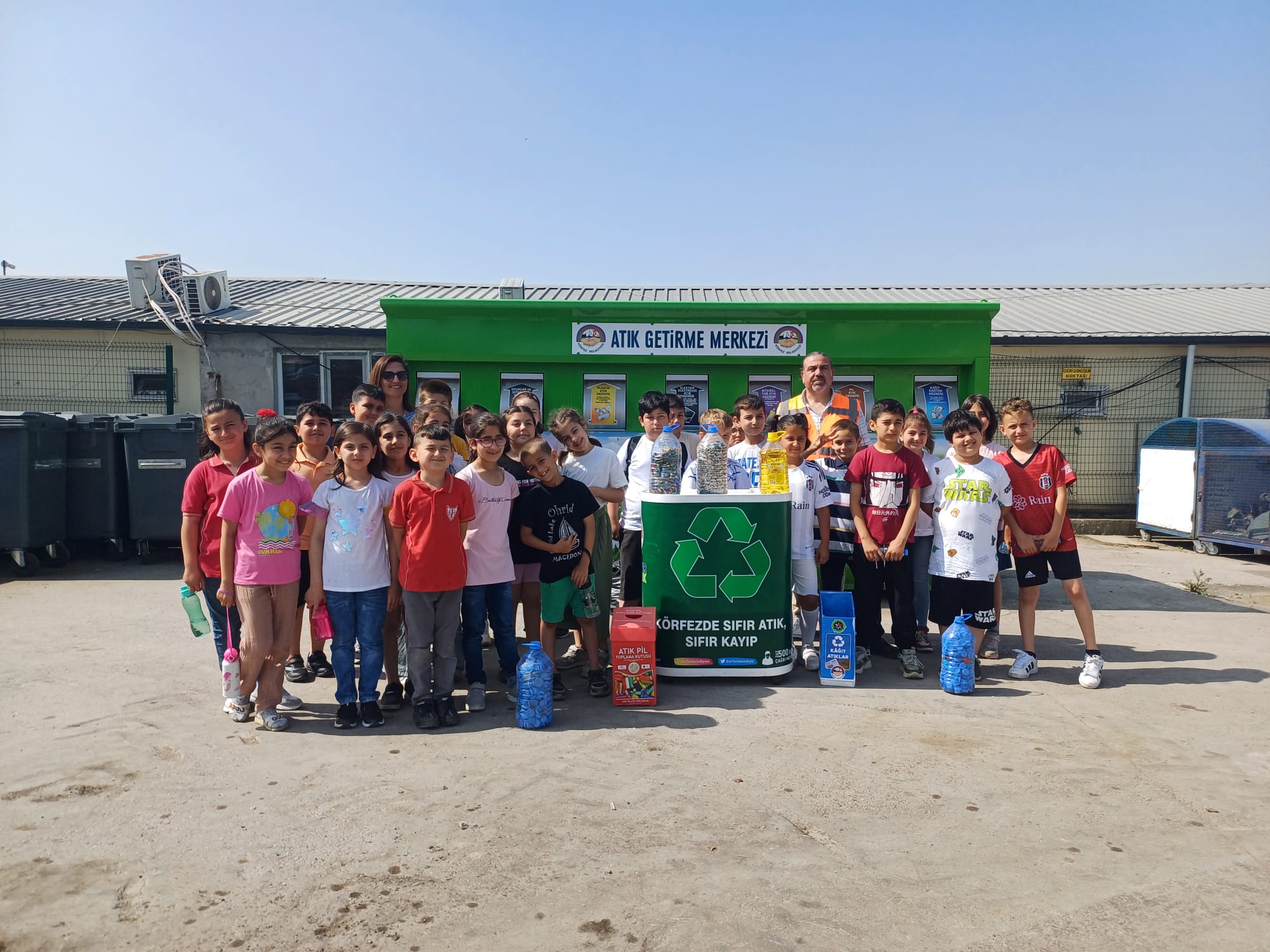 Atık Getirme Merkezi’nin Minik Ziyaretçileri