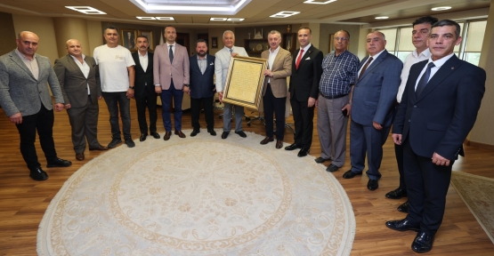 BAŞKAN BÜYÜKAKIN: “DÜNYA BU ÇAĞDA SOYKIRIMLARI CANLI CANLI İZLİYOR”