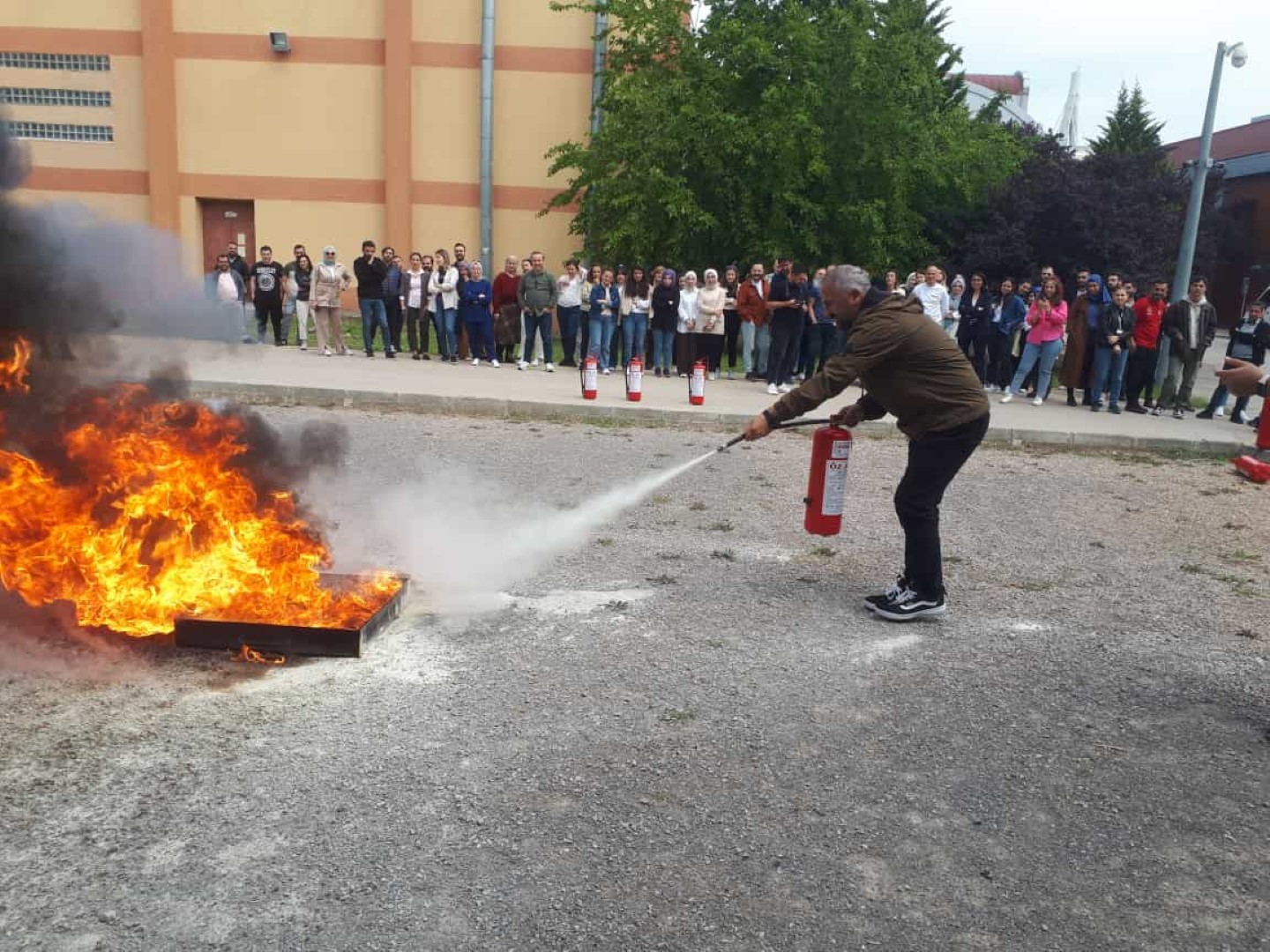 Büyükşehir İtfaiyesi’nden Gençlere Eğitim