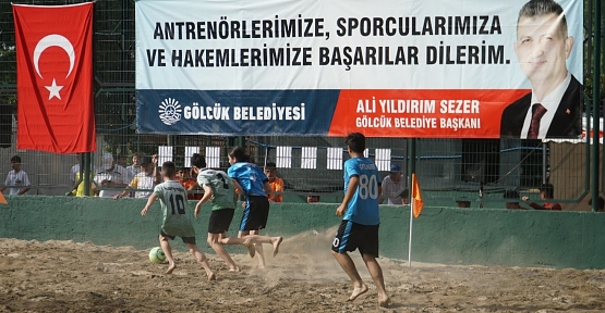Gölcük’te Kum Futbolu Heyecanı İçin Kayıtlar Başladı