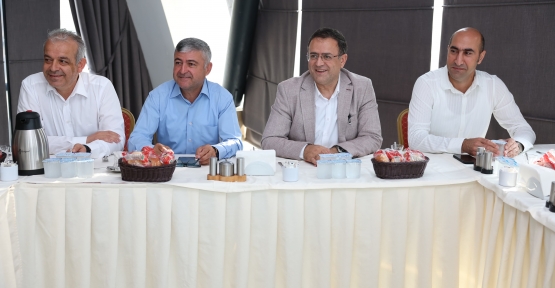 Başkan Gökçe Muhtarlarla Buluştu