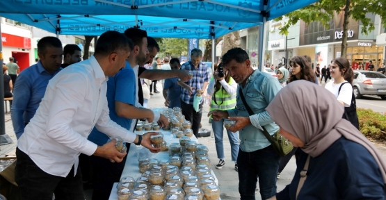 Büyükşehir 12 İlçede Aşure Dağıtacak
