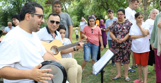 Büyükşehir’den Özel Bireylere Kamp Etkinliği