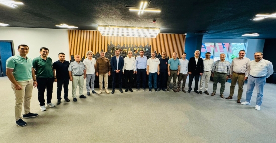 Eğitim Camiası Ve Protokol  Yahya Kaptan Final’de Buluştu