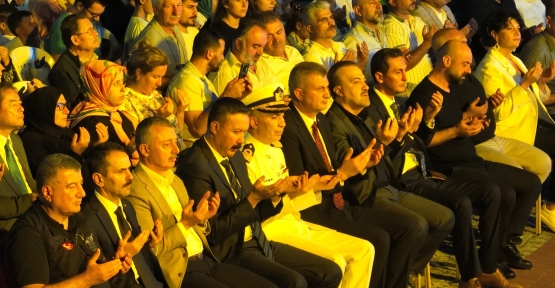 17 AĞUSTOS DEPREMİ'NİN 25. YIL DÖNÜMÜNDE HAYATINI KAYBEDENLER 03.02'DE ANILDI