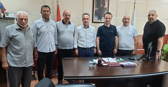 ​​​​​​​AK Partili Heyet, Yalçın’ı Tebrik Etti