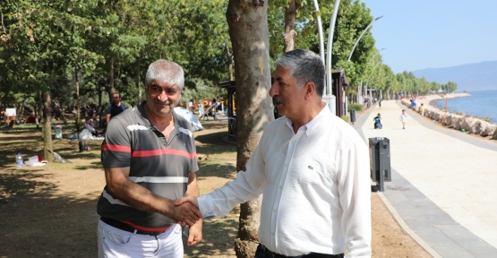 Başkan Ömeroğlu Tavşancıl Sahilinde Vatandaşlarla