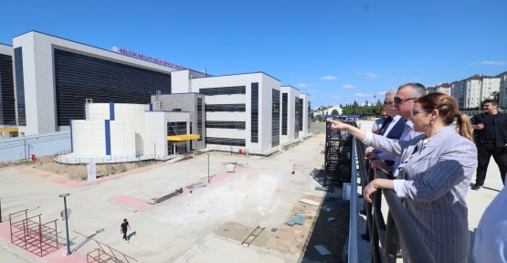 Yeni Hastaneye Çevre Düzenlemesi Ve Kavşak