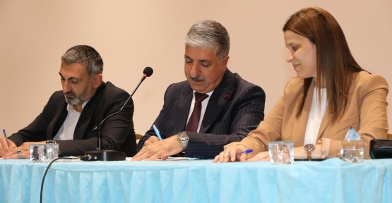 BAŞKAN ÖMEROĞLU: "DİLOVASI'NIN SINIRLARINI DAHİ BİLMEYENLER MUHALEFET YAPMAYA KALKMASIN"