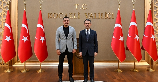 Ak Parti İl Gençlik Kolları’ndan Vali Aktaş’a Ziyaret